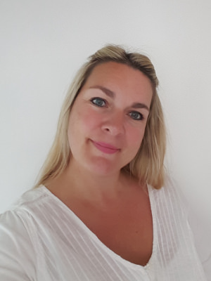 Michelle_Mcnamara-Hypnotherapy-Counselling-London-Putney-Well4ever